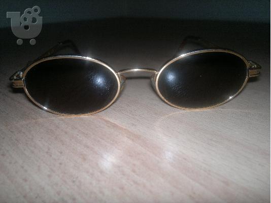 PoulaTo: γυαλιά ηλίου